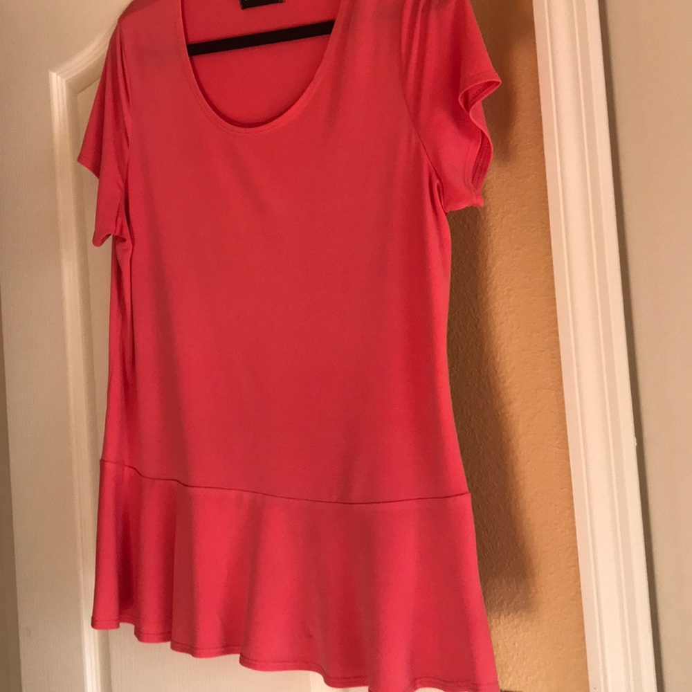 Flowing summer top